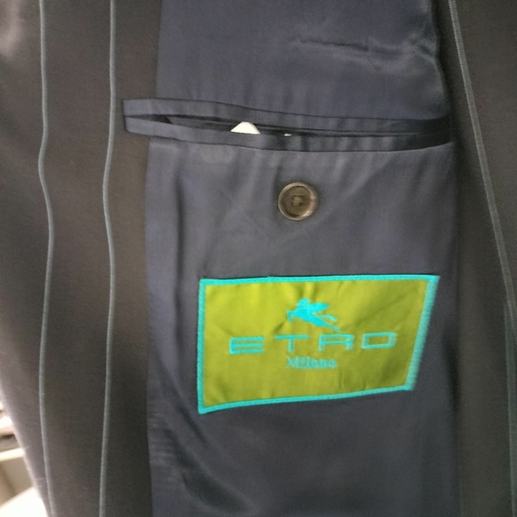 Etro Milano Suit - Picture 2 of 13